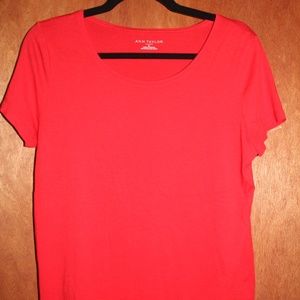 Large Red Ann Taylor Short Sleeve T Shirt